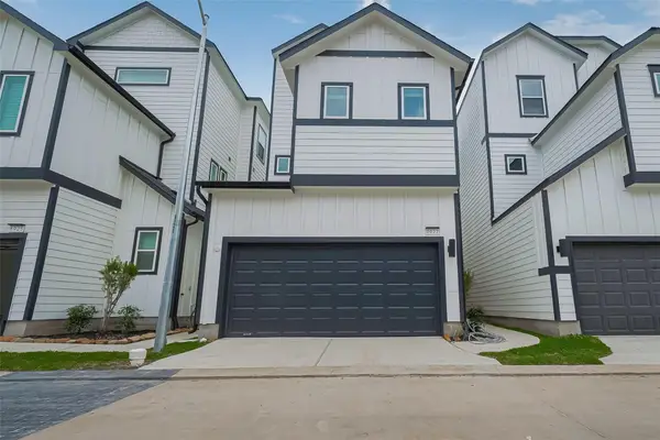 8927 Grovner Place, Houston, TX 77055