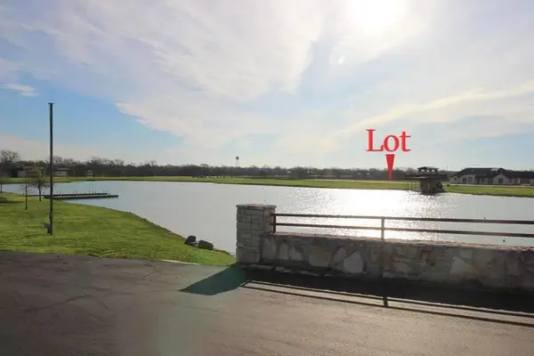 510 River Ranch Circle, Martindale, TX 78655