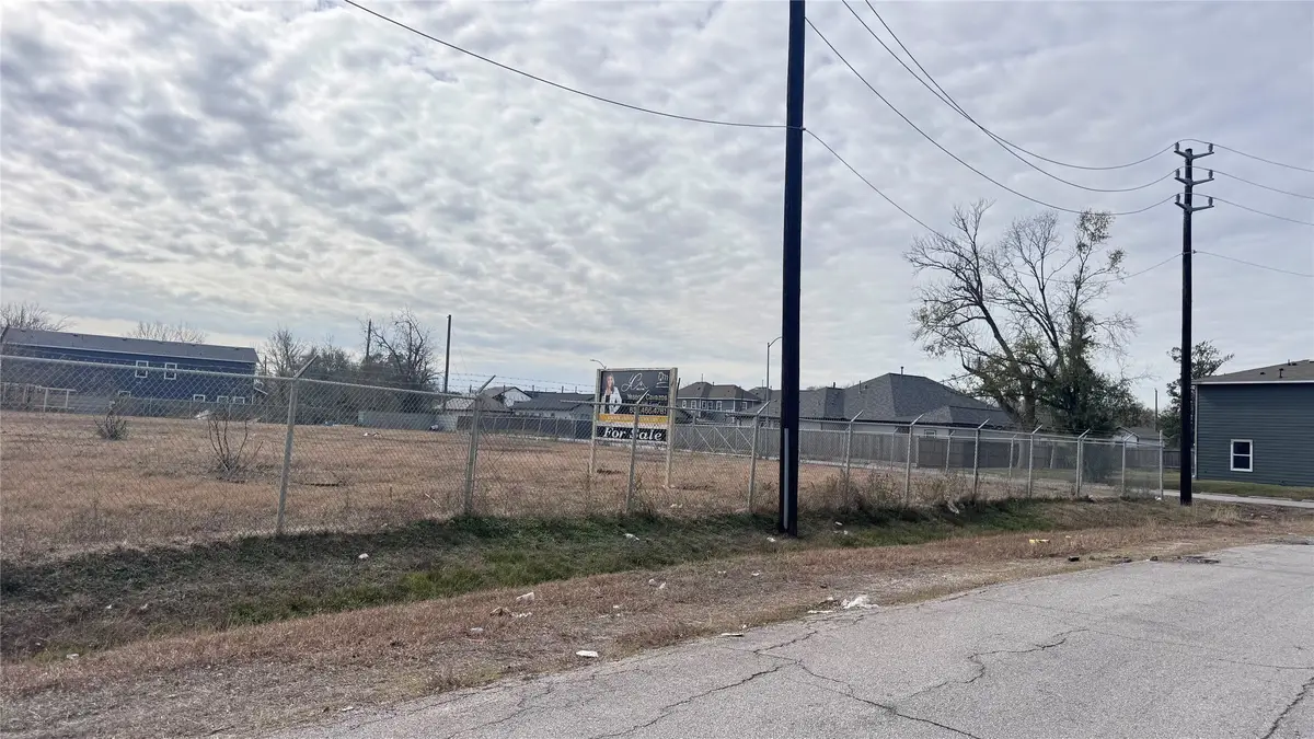 6409 Haight Street, Houston, TX 77028 - #1