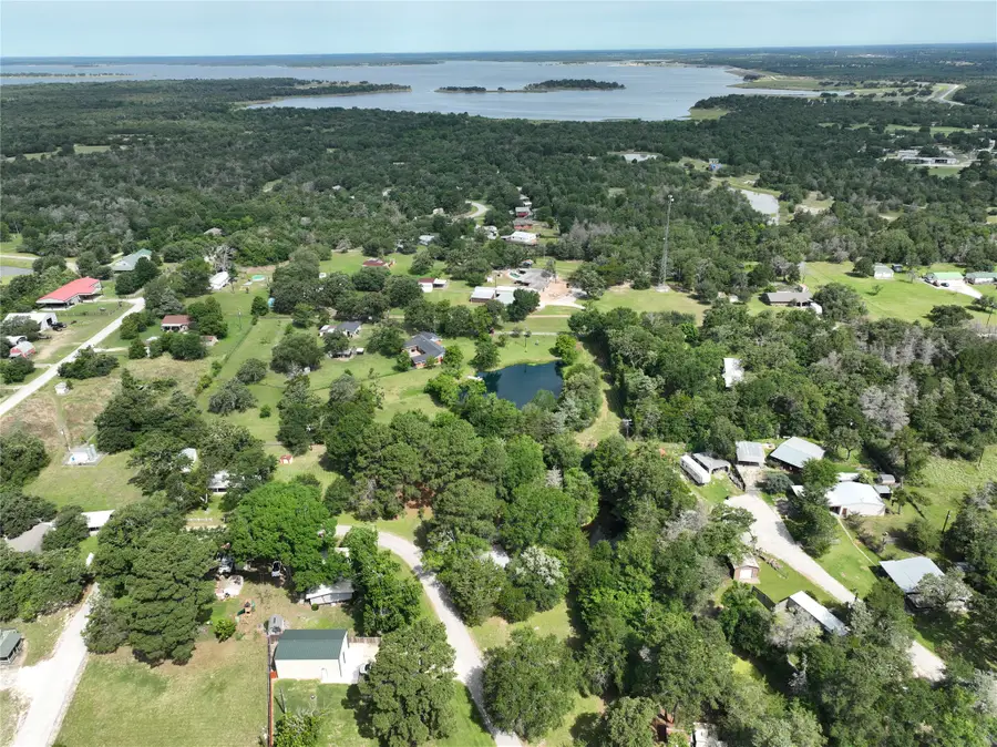 11200 Leisure Road, Brenham, TX 77833 - Image #2