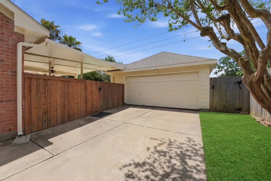 2107 Parkview Lane, Missouri City, TX 77459 - #3
