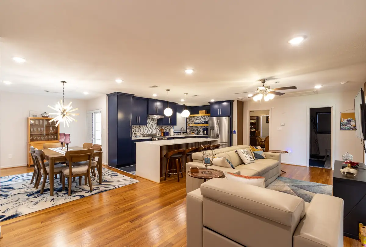 7218 Sycamore Drive, Galveston, TX 77551 - Image #1