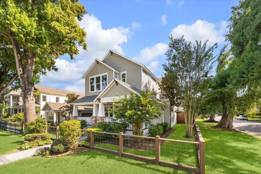 602 E 10th 1/2 Street, Houston, TX 77008 - Image #2