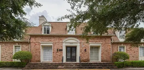 2727 Briarhurst Drive #1, Houston, TX 77057