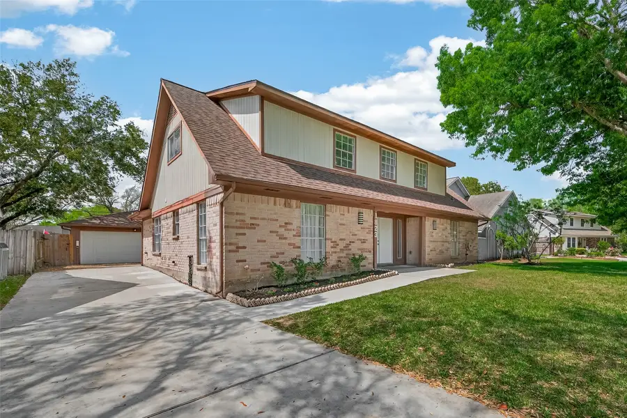 1823 Pinewood Court, Sugar Land, TX 77498 - #3