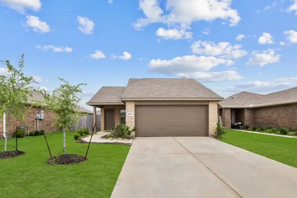 8807 Bar Harbor Drive, Baytown, TX 77521