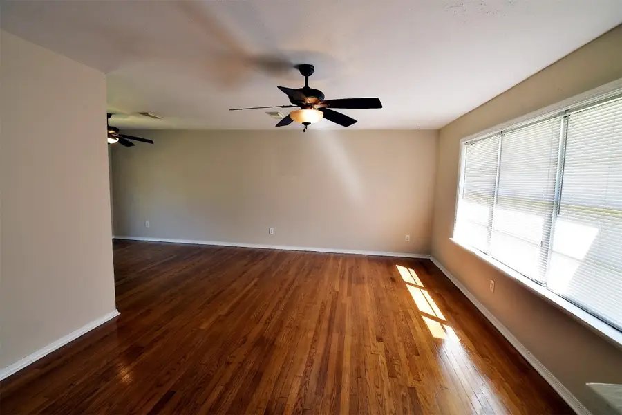 8510 Robindell Drive, Houston, TX 77074 - #3