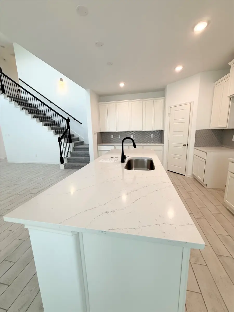 2506 Shallow Lake Lane, Iowa Colony, TX 77583 - #3