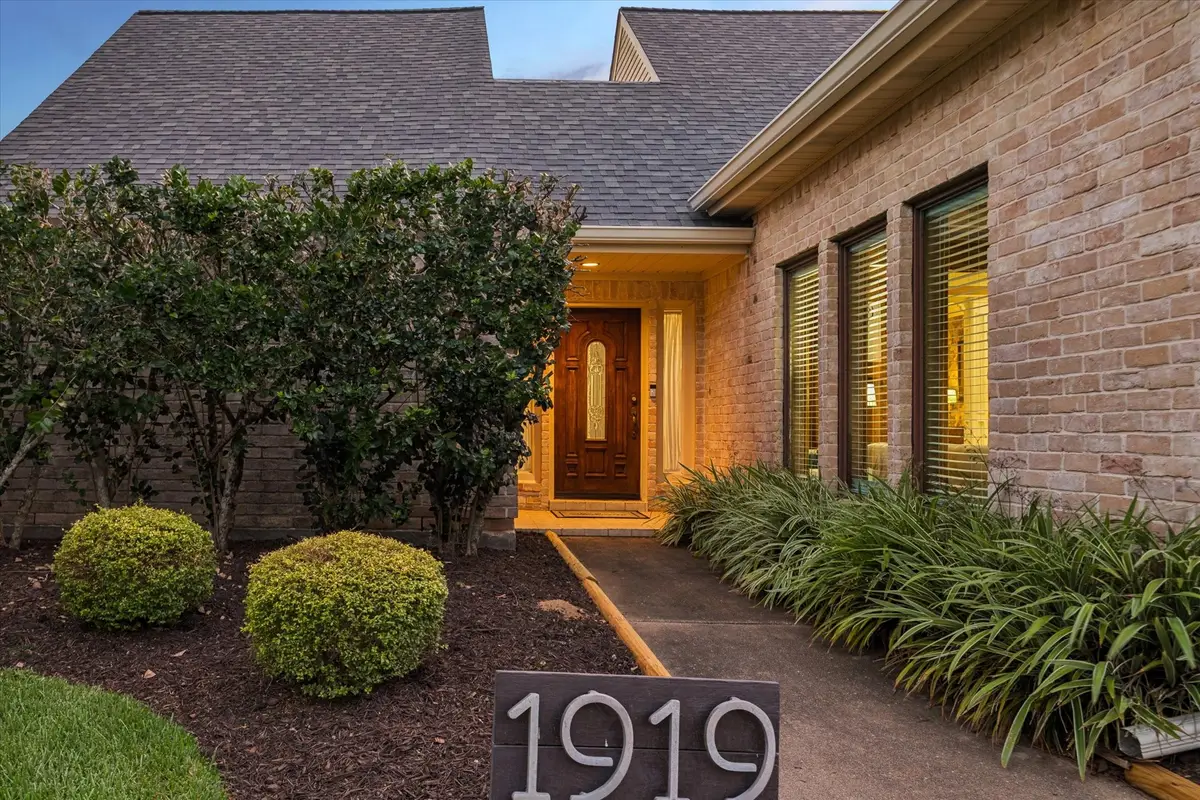 1919 Quarterpath Drive, Richmond, TX 77406 - #1