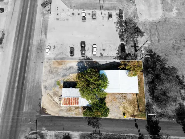 225 Main Street, Normangee, TX 77871