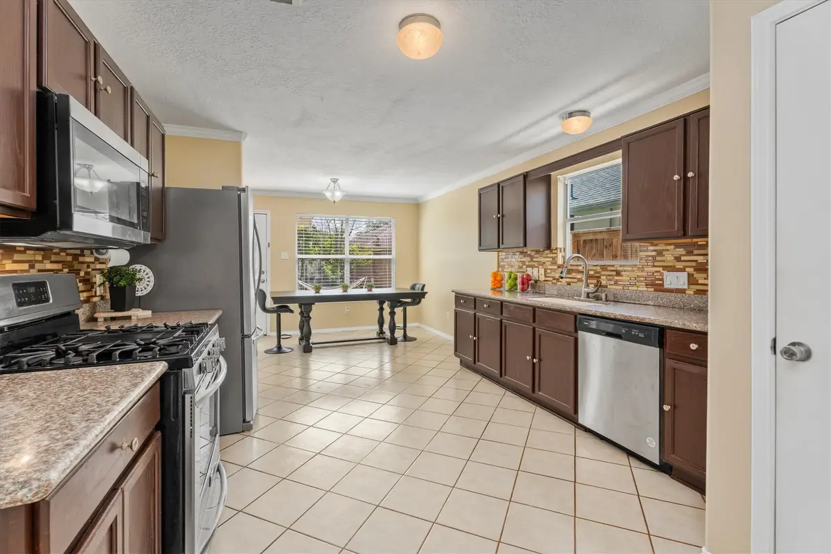 15026 Sunset Creek Drive, Humble, TX 77396 - Image #1