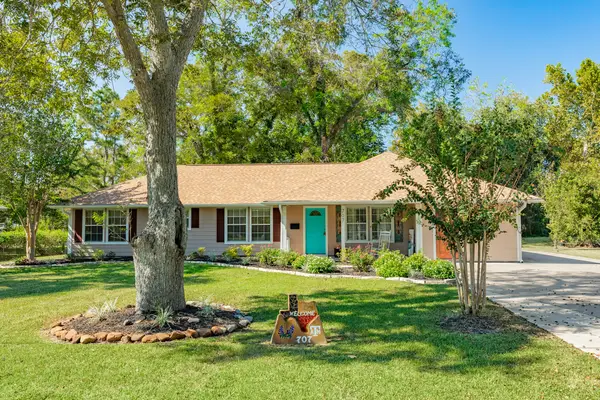 707 Old Ocean Avenue, Sweeny, TX 77480
