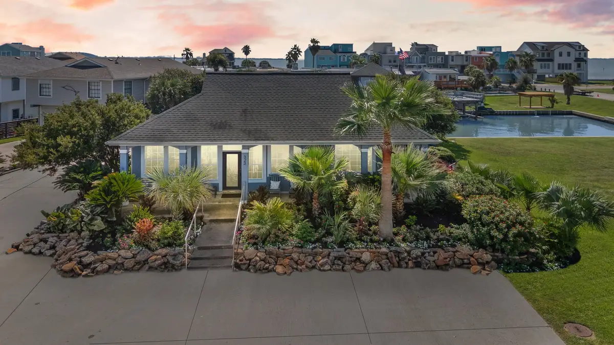 323 Tiki Drive, Tiki Island, TX 77554 - #1