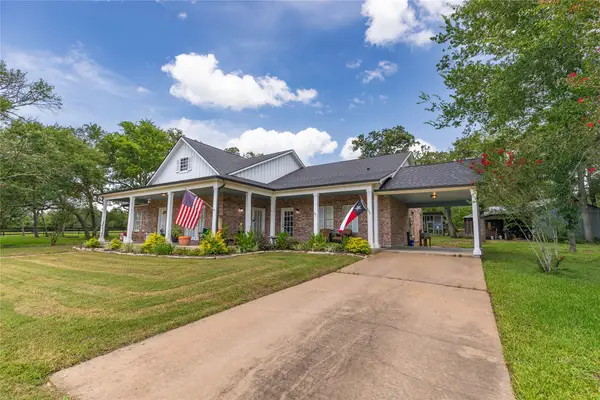 601 Piney Creek Road, Bellville, TX 77418
