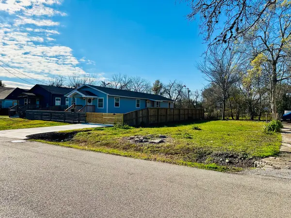 6610 Eastwood Street, Houston, TX 77021