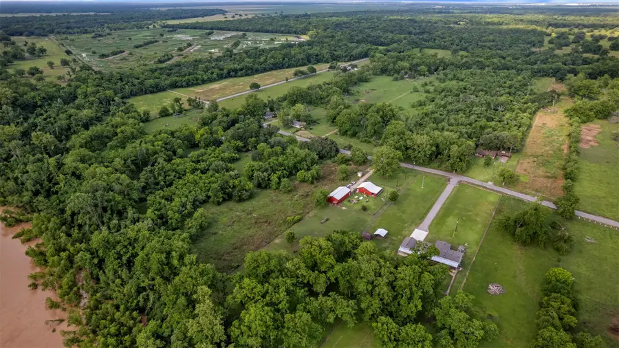 6202 County Road 42, Rosharon, TX 77583 - #3