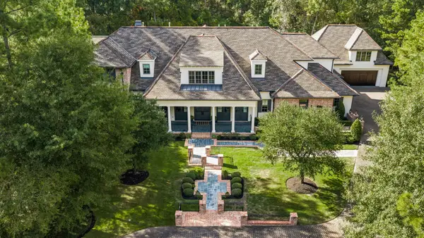 14 Peony Springs Court, The Woodlands, TX 77382