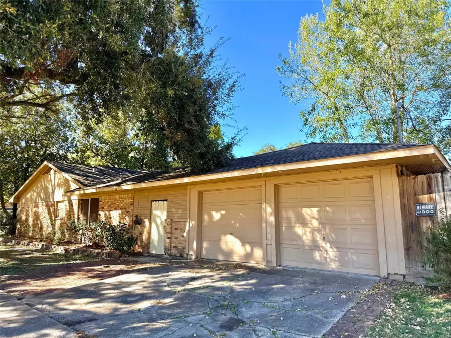 10911 Ashcroft Drive, Houston, TX 77096 - #3