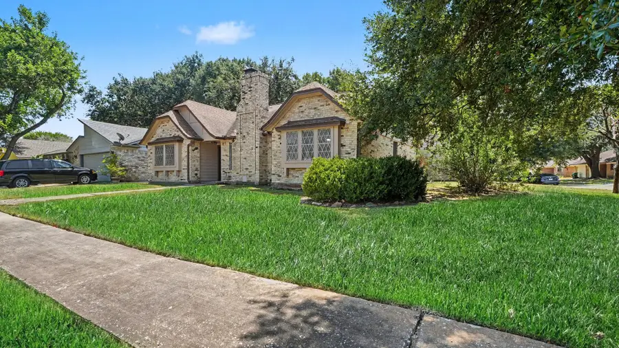 705 Meadowlark Lane, Baytown, TX 77521 - #2