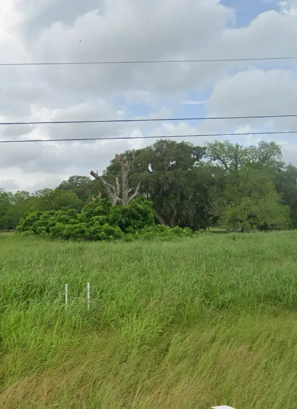 1150 Frontier Trail, Angleton, TX 77515