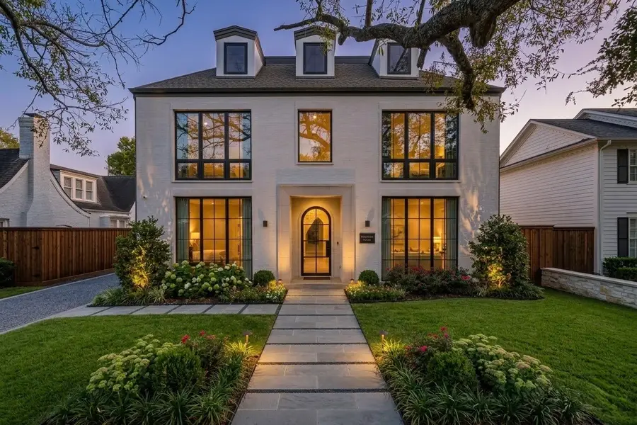 2217 Pelham Drive, Houston, TX 77019 - #2