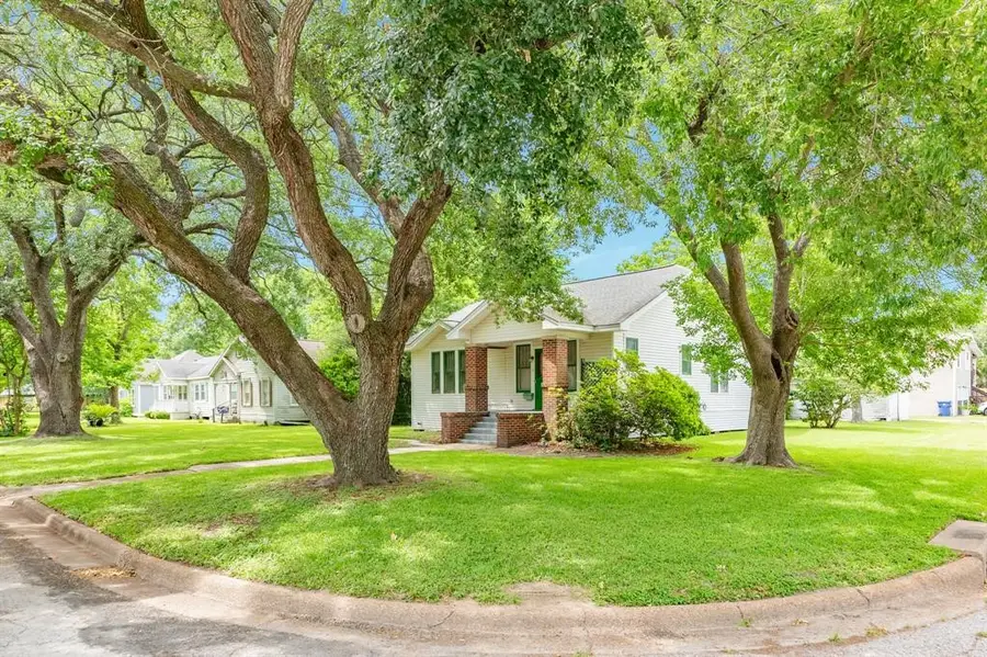 202 10th Avenue N, Texas City, TX 77590 - Image #2