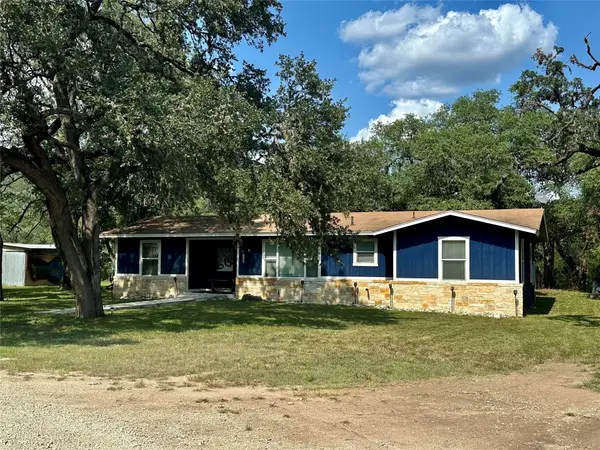 23883 Us Hwy 83 N, Concan, TX 78801