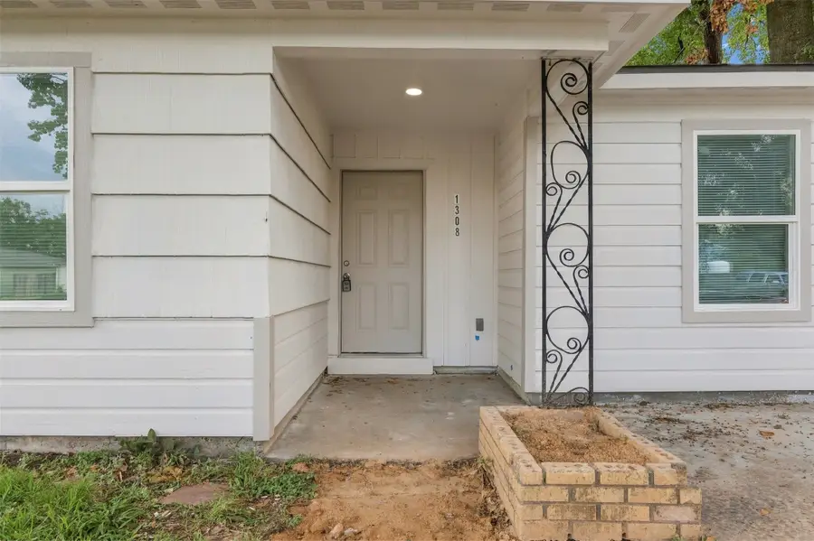 1308 Pecan Drive, Pasadena, TX 77502 - #3