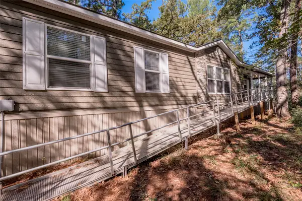151 Westlake, Trinity, TX 75862
