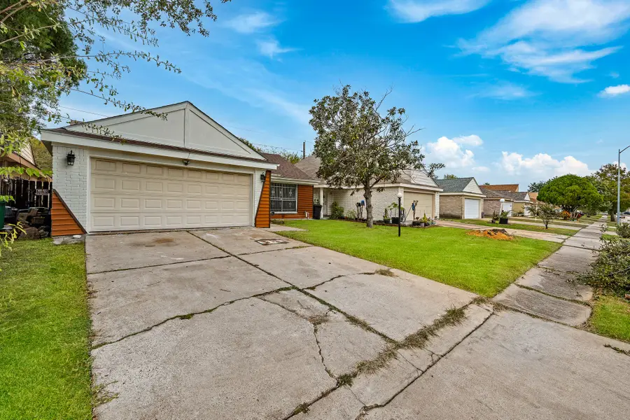 10714 Sherburne Drive, Houston, TX 77072 - #2