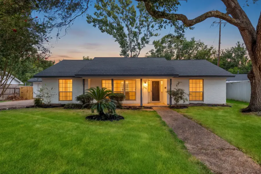 1102 N Felton Street, Baytown, TX 77520 - #2