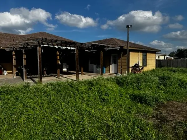 169 Zaragosa Street, Alice, TX 78332