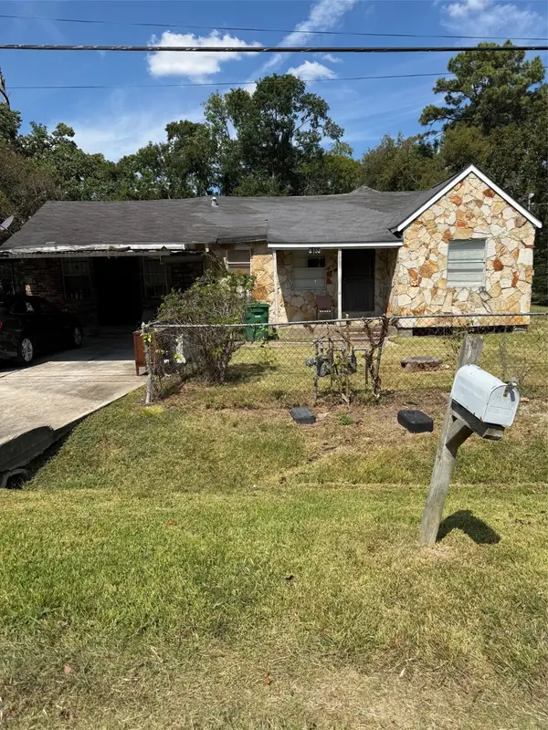 8133 Count Street, Houston, TX 77028