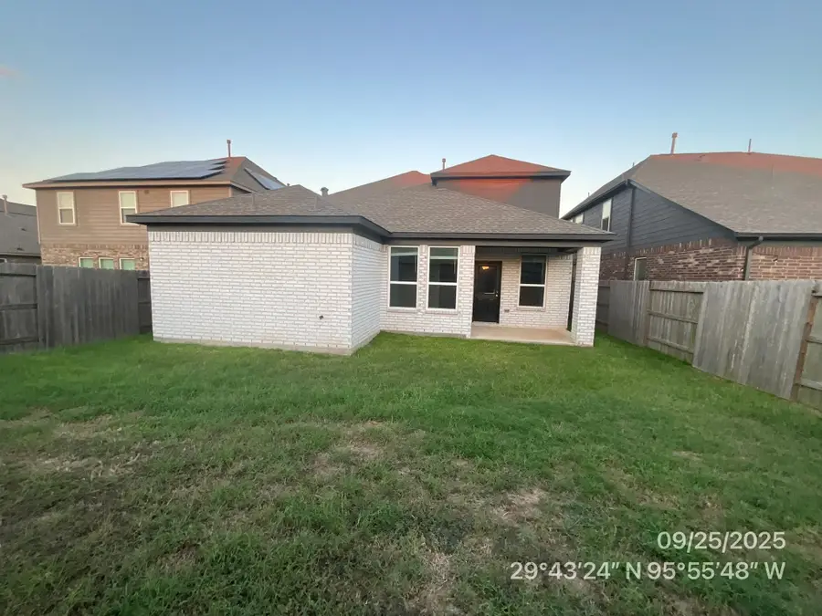 5418 Rustic Ruby Drive, Brookshire, TX 77423 - Image #2