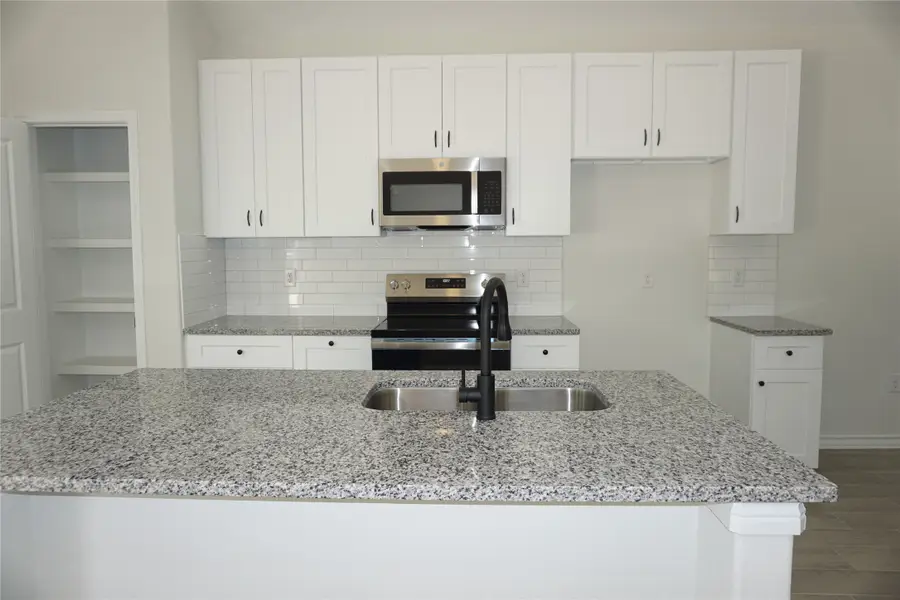 11751 White Cedar Street, Willis, TX 77318 - Image #3