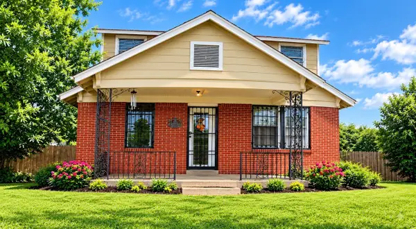 105 Dresden Street, Houston, TX 77012