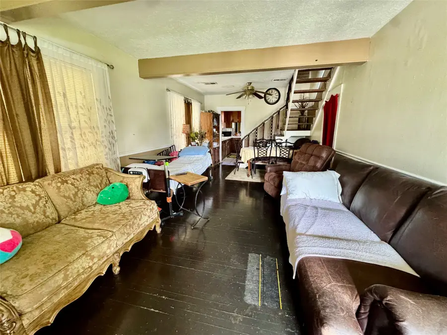105 Dresden Street, Houston, TX 77012 - #3