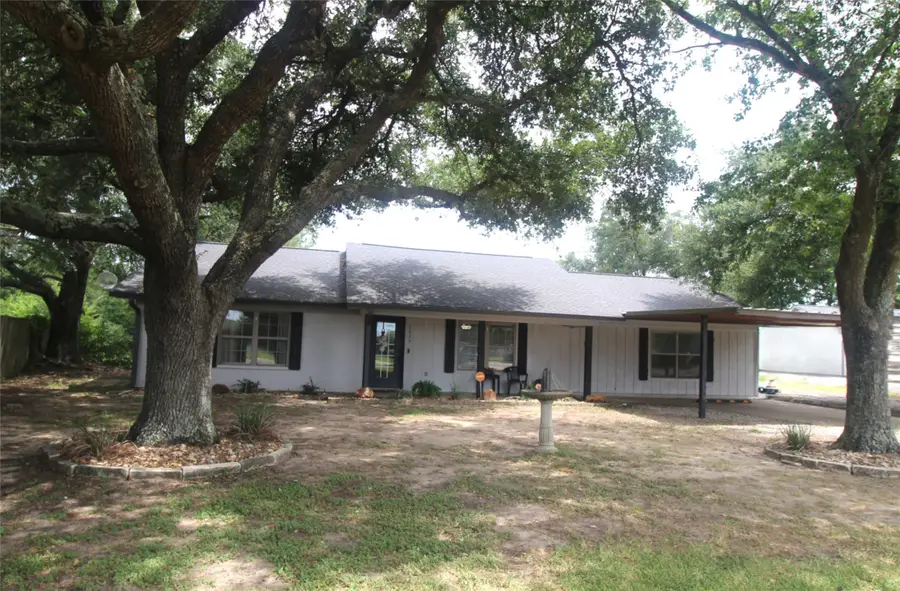 1319 N Tammye Lane W, Madisonville, TX 77864 - #2