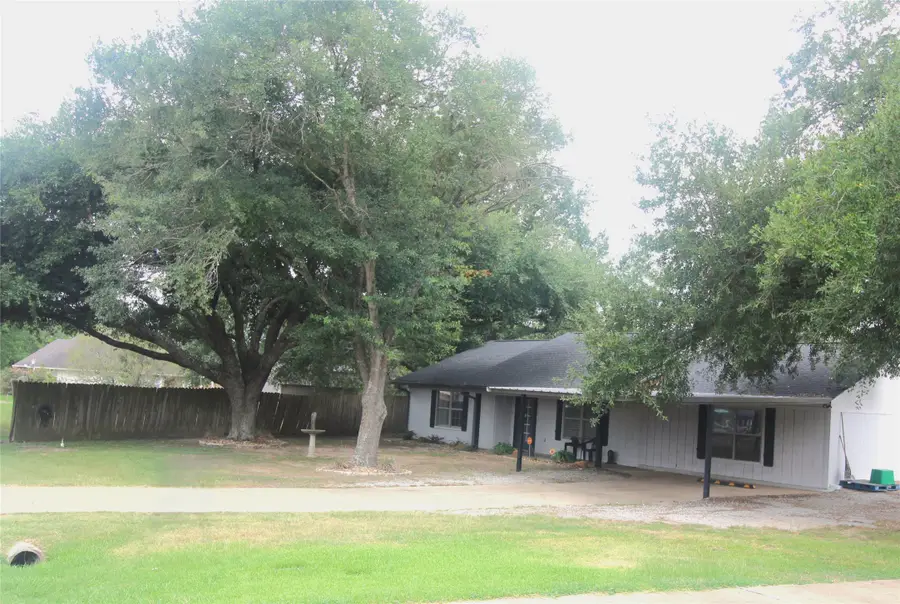 1319 N Tammye Lane W, Madisonville, TX 77864 - #3