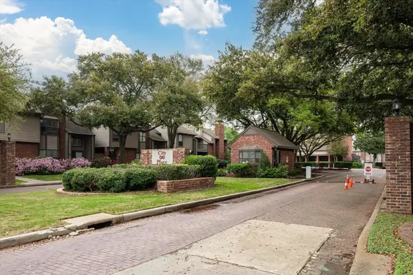 7447 Cambridge #8, Houston, TX 77054