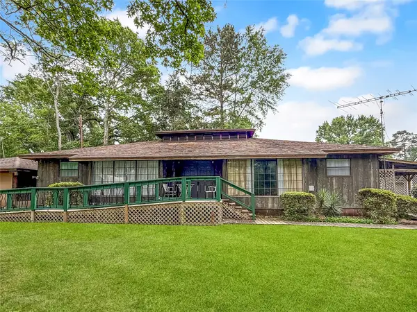 252 Yancy Drive, Brookeland, TX 75931