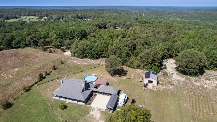 825 Recreational Road 255, Colmesneil, TX 75938 - Image #2