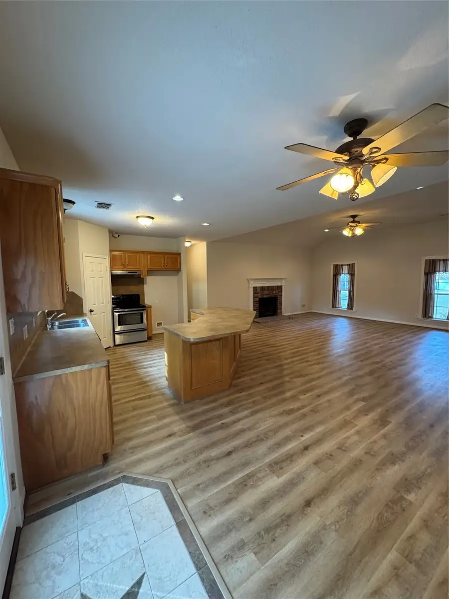 30110 Bramblevine Drive, Magnolia, TX 77355 - Image #3