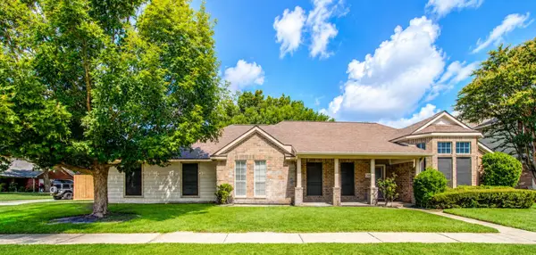 12203 Heritage Grove Drive, Houston, TX 77066