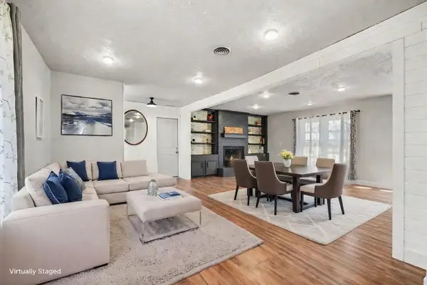 101 W Larkspur Drive, Alvin, TX 77511