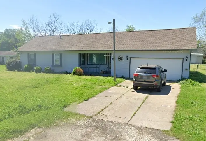 160 E Darby Street, Bridge City, TX 77611 - Image #1