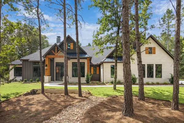 188 Red Hawk Road, Huntsville, TX 77340