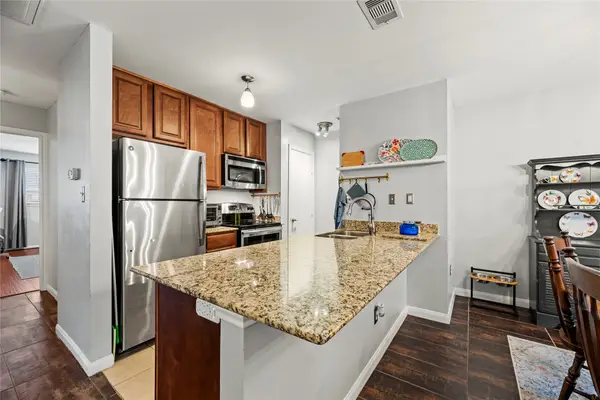 5343 Richmond Avenue #30, Houston, TX 77056