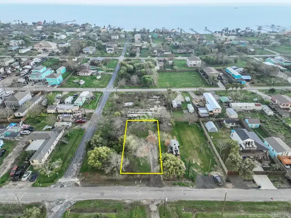 1207 11th Street, Dickinson, TX 77539