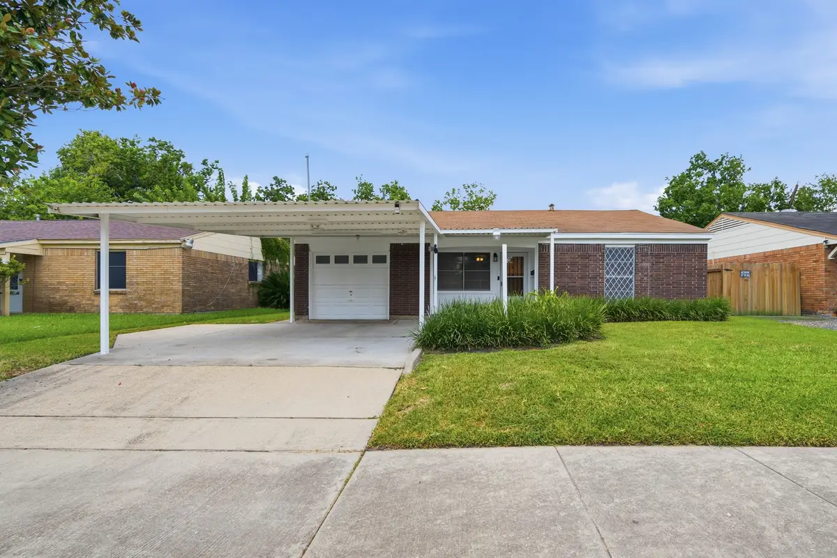 4018 Darlinghurst Drive, Houston, TX 77045 - #1